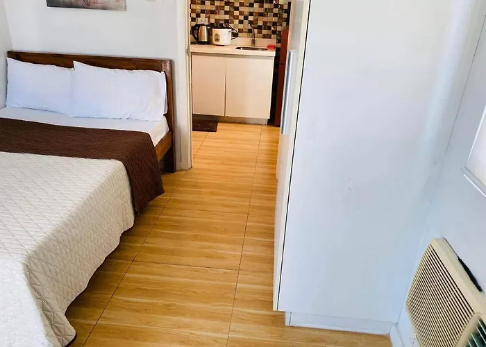 Azure Urban A2 Apartment